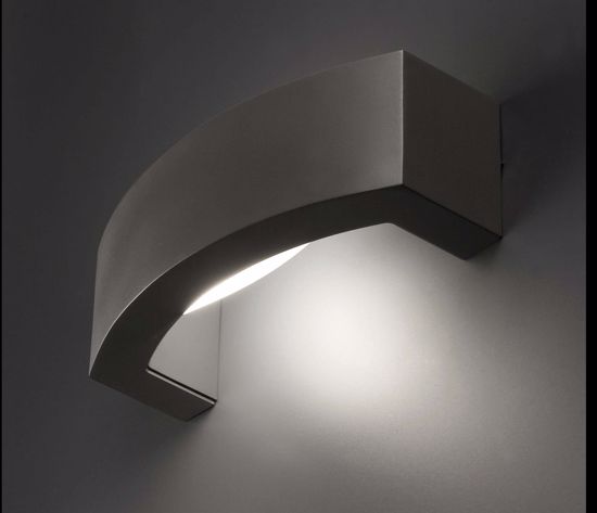 Applique curva per esterno grigio scuro luce indiretta e27 