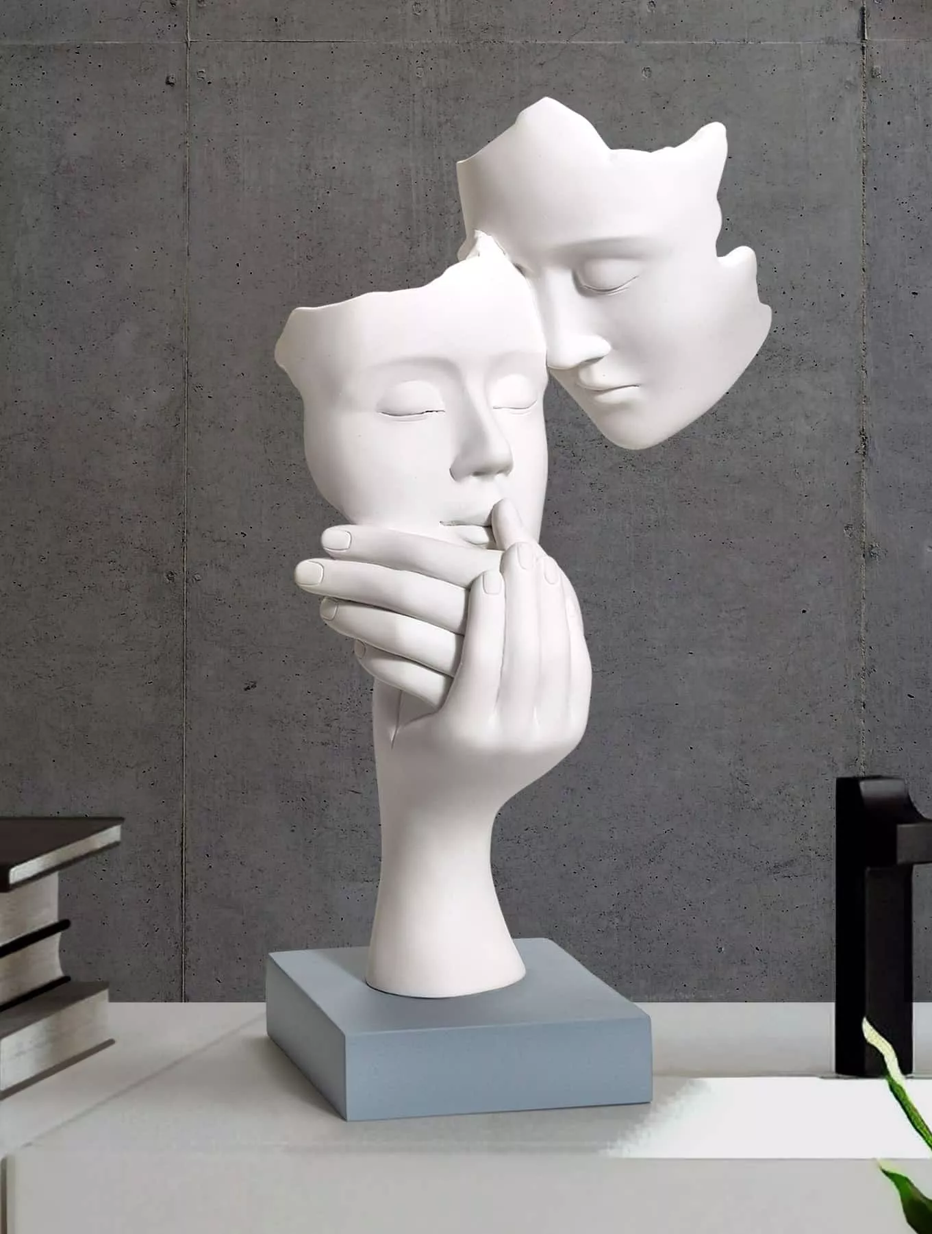 Soprammobile scultura volti innamorati moderna base colore carta da  zucchero - 60AF
