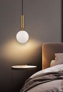 Lampadario dorato sfera vetro per comodino camera da letto