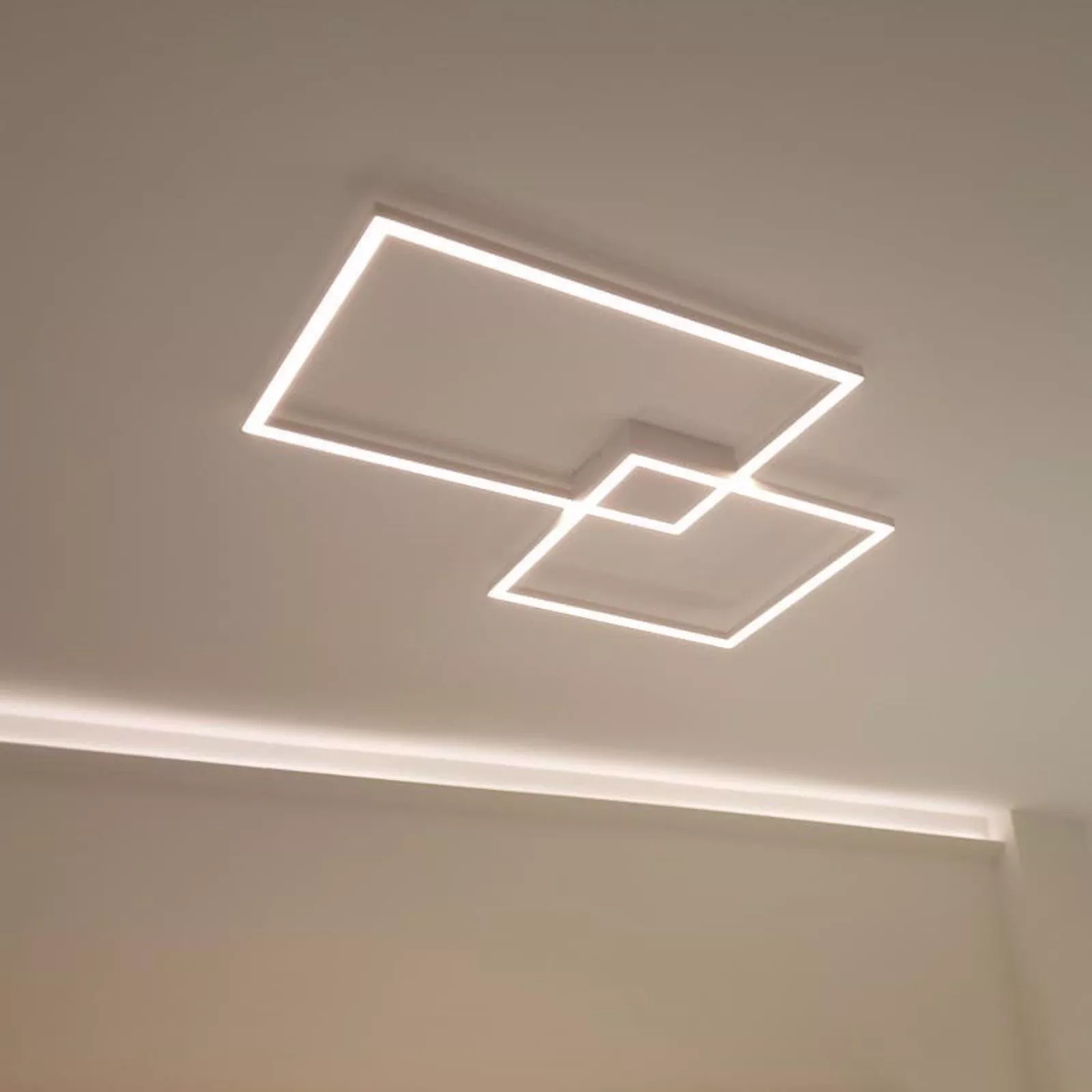 CROSS Plafoniera a LED Design Moderno