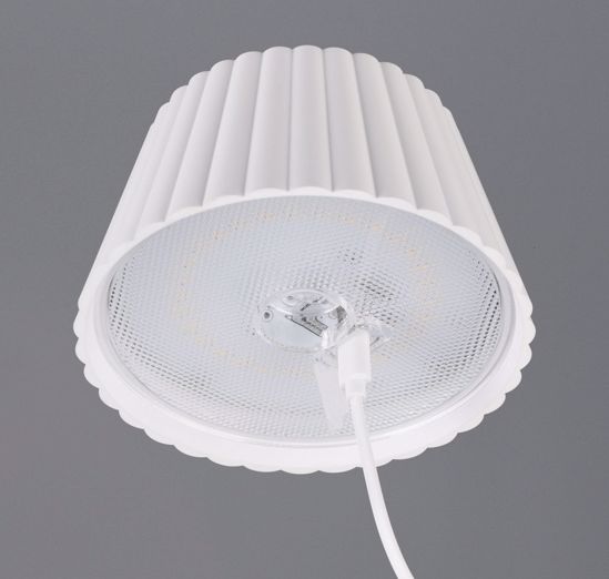 Lampada da terra portatile bianca senza fili per esterni design moderna