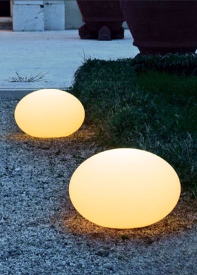 Lampada da terra sfera per esterni giardino 55cm bianca linea light oh! smashout