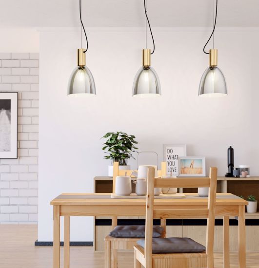 Lampadario a sospensione tre luci oro vetri fume per cucina