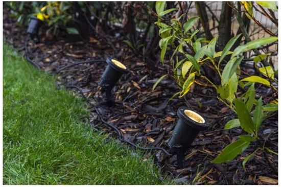 Faretto da giardino con picchetto nero da terra fp