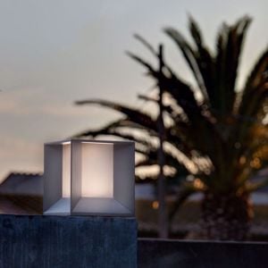 Lampada per esterno giardino da appoggio grigio antracite moderna