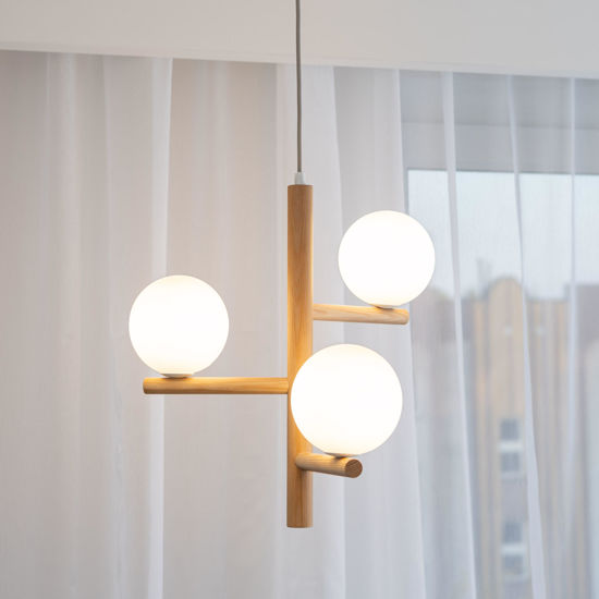 Lampadario a sospensione di legno stile scandinavo