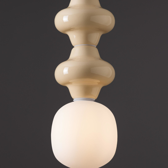 Lampadario di ceramica moderna giallo pastello boccia vetro