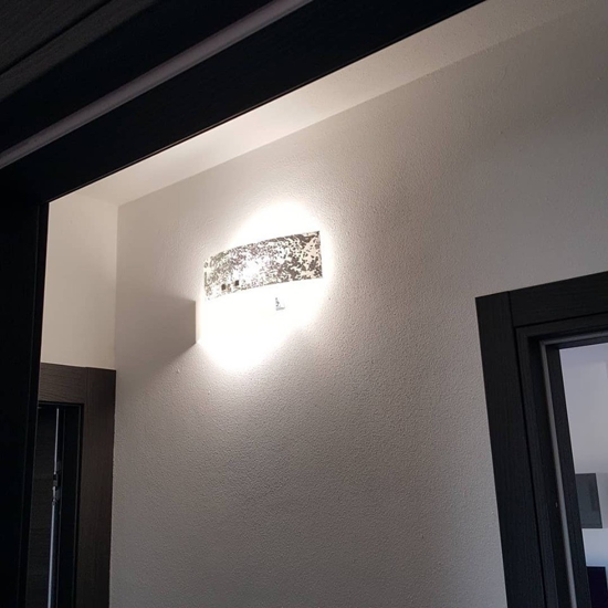 Lara applique da parete gea luce vetro bianco foglia argento