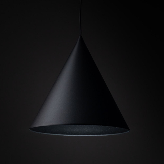 Lampadario a sospensione cono nero 32cm per cucina