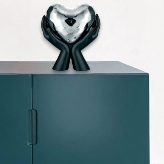 Bongelli preziosi scultura mani nere cuore argento h13 moderna