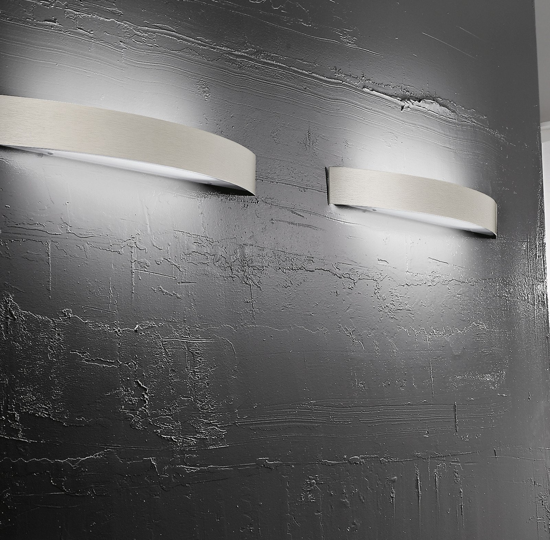 Grande applique moderno led 3000k grigio beton linea light curve