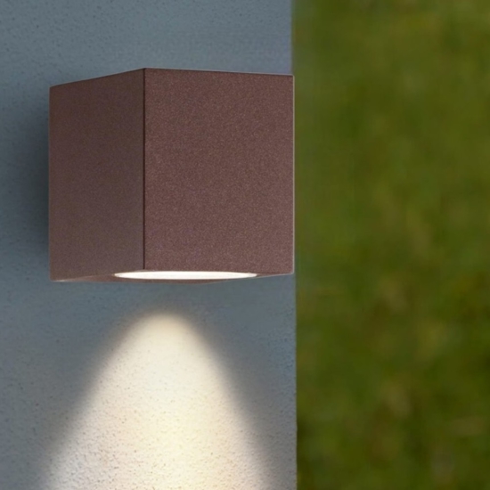 Up ap1 ideal lux applique da esterno cip44 marrone cubo corten