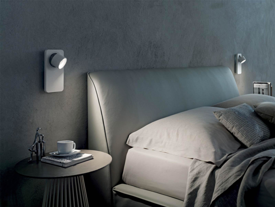 Applique nero luce con interruttore per comodini camera da letto linea light beebo