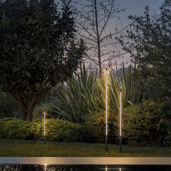 Ideal lux lampione da giardino led 19w 3000k jedi pt h120 nero 120cm