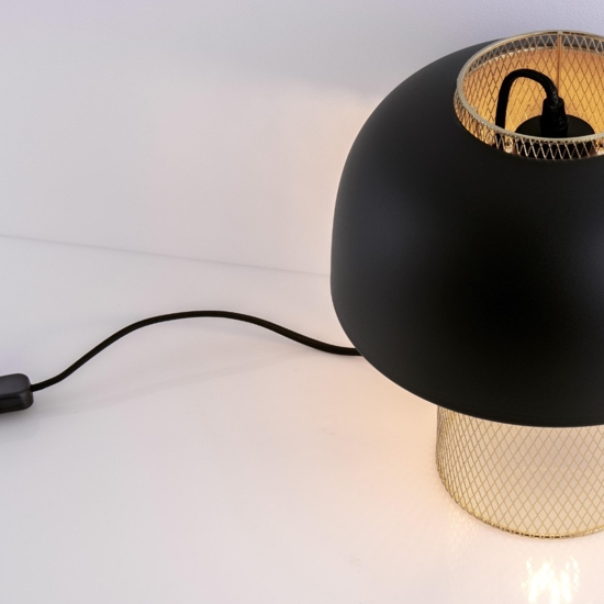 Lampada da tavolo design moderna nero oro