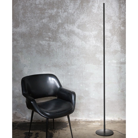 Ideal lux yoko piantana design moderna led 3000k nera per soggiorno