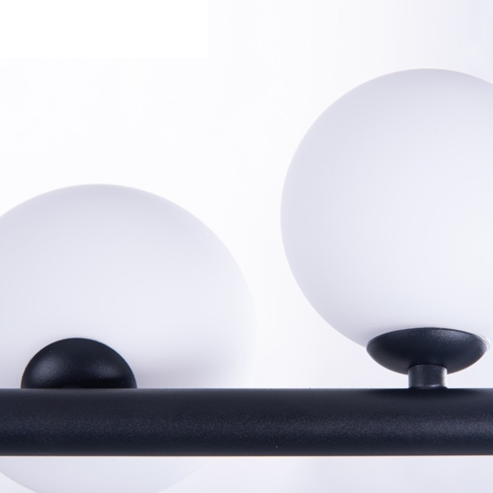 Lampadario nero design sfere vetro bianco per soggiorno moderno