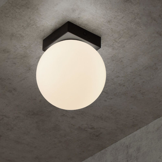 Lampada led 6w 3000k da parete soffitto nera sfera vetro bianco